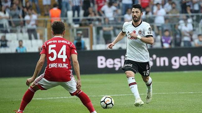 Stuttgart, Beiktan yldz Tolgay Arslan iin 9 milyon euro'yu gzden kard