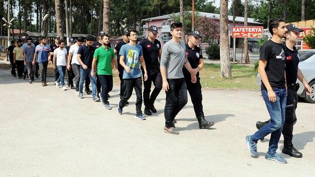 Adana'daki FET operasyonunda gzaltna alnanlar arasnda P Genlik Kollar Bakan da var 