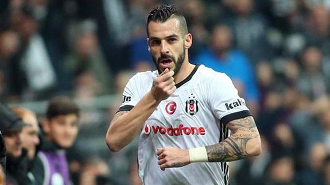 Alvaro Negredo'dan ayrla artl evet