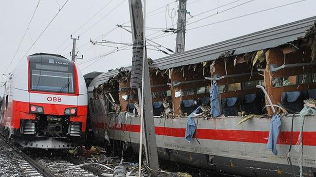 Polonyada tren kazas: 1 l, 22 yaral  