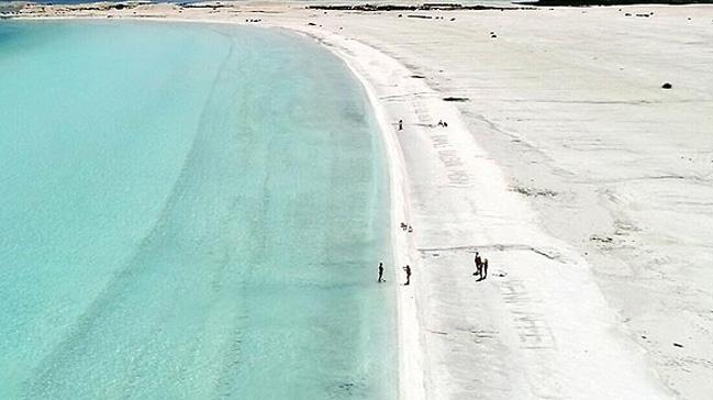  Salda Gl, Maldivler'i andran beyaz kumullar ve turkuaz renkli suyuyla byk ilgi ekiyor