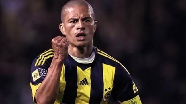 Alex de Souza'dan Phillip Cocu'ya baarlar mesaj