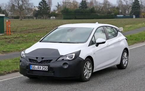 Makyajl 2019 Opel Astra kameralara yakaland