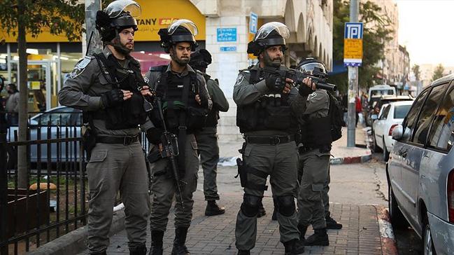 srail 2'si gazeteci 10 Filistinliyi gzaltna ald