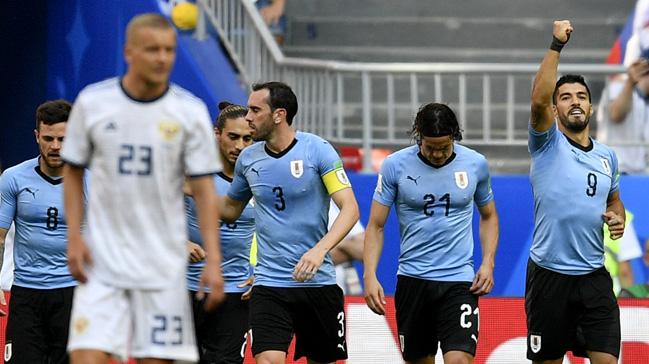 Uruguay Rusya'y 3-0 malup edip grubunu lider tamamlad