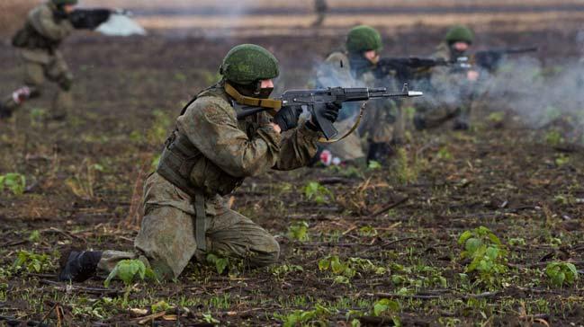  Rusya, Belarus ve Srbistan ordusu, Rusyann Novorossisk ehrinde askeri tatbikata balad