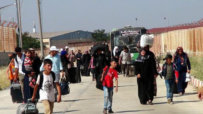 Bayramda lkelerine giden 7 bin Suriyeli Trkiye'ye dnd