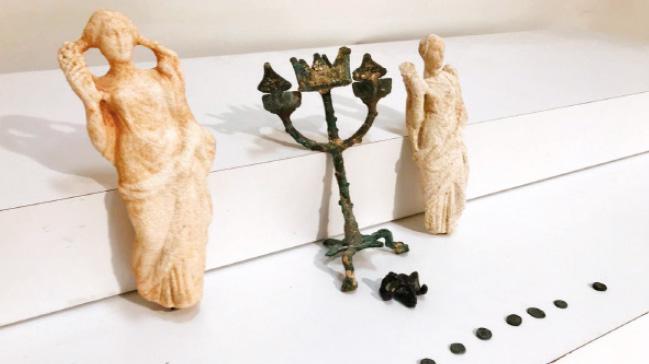 Kaaknn evinde Artemis heykeli
