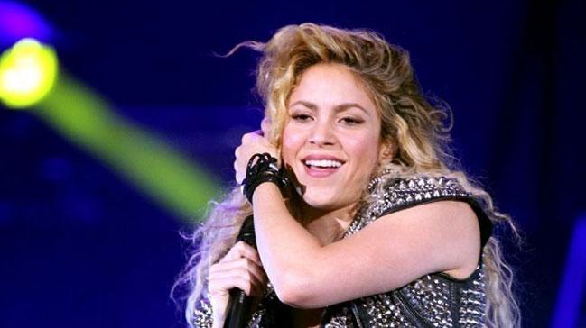 Shakira'ya giden yollar kapal
