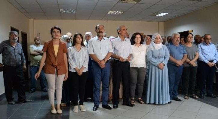 HDP: Vekillerimizin terrist cenazelerine katlmasndan gurur duyuyoruz