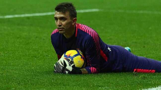 Napoli'nin kaleci adaylar arasnda Fernando Muslera da var