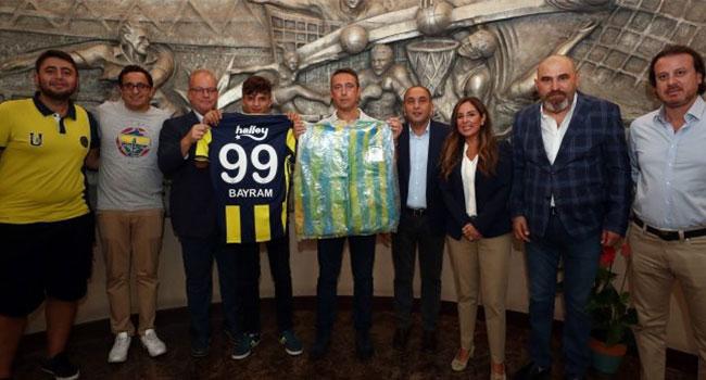 Fenerbahe'den anlaml jest