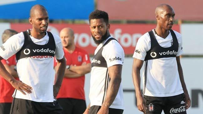 Beikta'n UEFA kadrosuna Atiba alnmad, Jeremain Lens ise kadroda