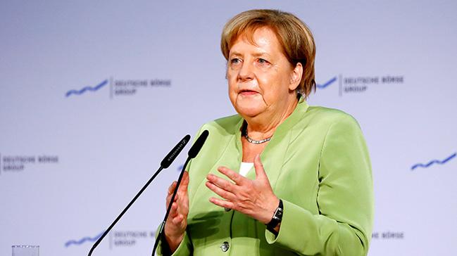 Almanya Babakan Merkel'den Brexit aklamas: Tm gcmzle sonu almak iin alacaz