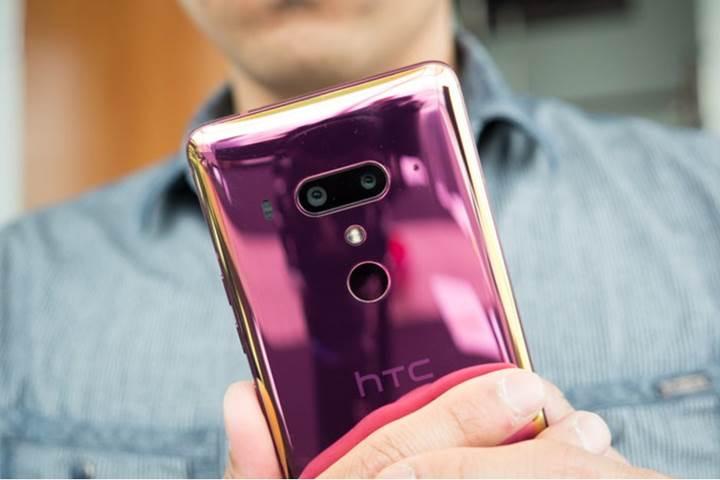 HTC'nin satlar geen yla oranla yzde 50 dt