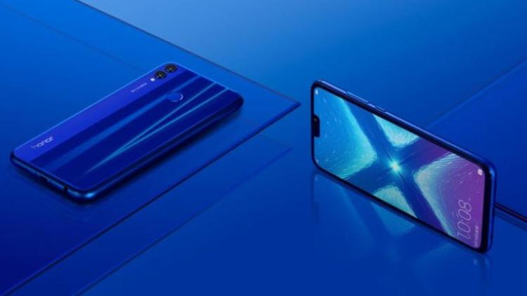 inlilerin yeni gzdesi: Honor 8X tantld