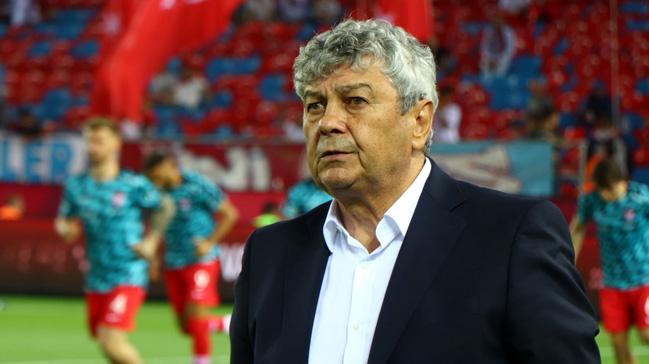 Mircea Lucescu: Oyuncularmzn hepsi formda olamyor nk kendi kulplerinde oynamyorlar