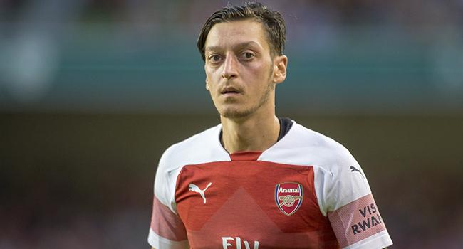 ngiliz basn Mesut zil'in Fenerbahe'ye transfer olacan yazd