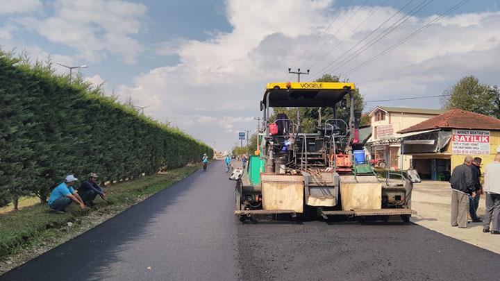 Dzce D100 yan yollar asfalt iin hazrlanyor