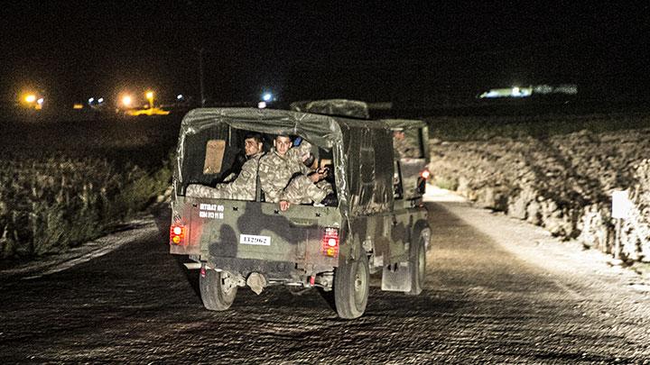 TSK tarafndan Suriye snrndaki askeri birliklere komando takviyesi yapld