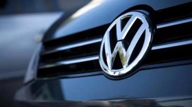 Volkswagen, Beetle model binek otomobillerinin retimini gelecek yl durduracak