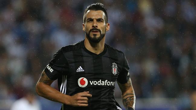 Beikta'tan Negredo aklamas