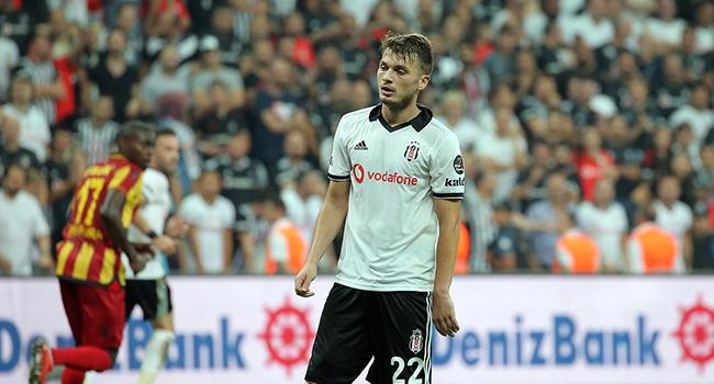 Adem Ljajic frtnas! Ayakta alkland