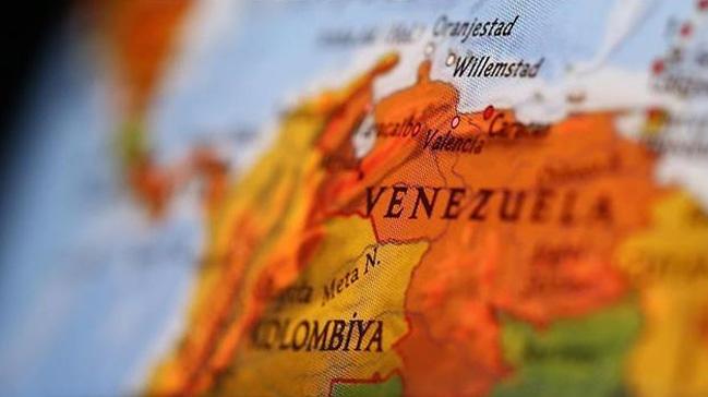 Kolombiya'dan Venezuela'ya snr ihlali notas