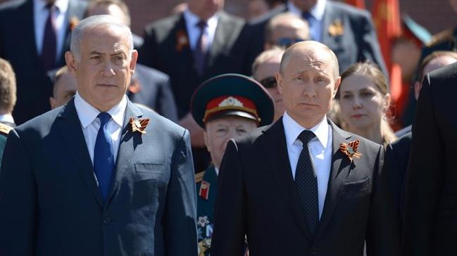 Rusya Devlet Bakan Putin ve srail Babakan Netanyahu grecek