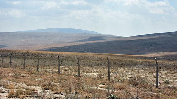 Konya'da Antik a'da yapld belirtilen ift eritli tal yol gn yzne karlyor