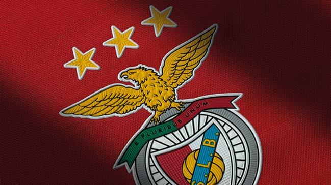 Benfica%E2%80%99n%C4%B1n+ba%C5%9F%C4%B1+b%C3%BCy%C3%BCk+dertte%21;