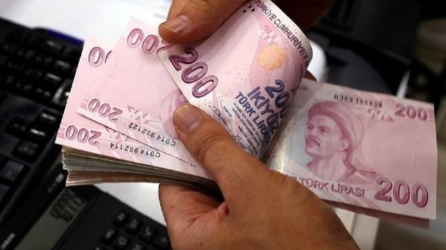 Antalyada yaklak 100 milyon TLlik vurgun yapan banka mdrnn kardei tutukland