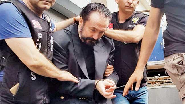 Adnan Oktar, FET֒yven videolarn silmi