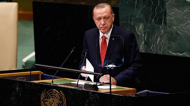 Bakan Erdoan: Trkiye olarak, BM Genlik Kuruluu'nun merkezinin stanbul olmasn teklif ediyoruz