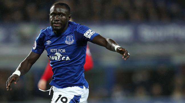 ngiliz basn, Oumar Niasse'n ocak aynda Galatasaray'a gideceini yazd