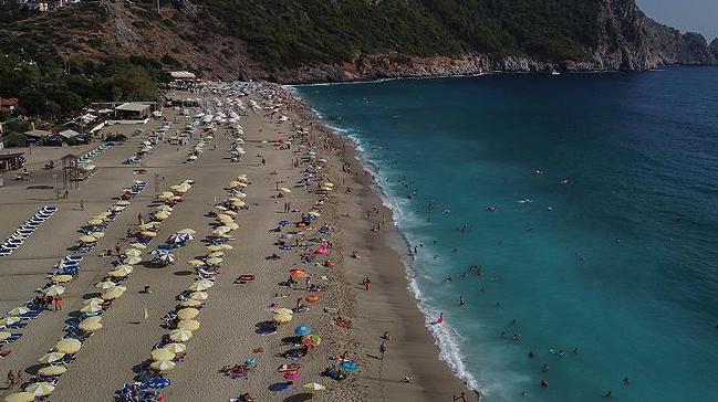 Antalya'ya gelen yabanc ziyareti 11 milyonu at