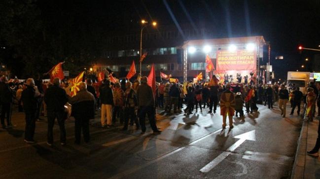 Makedonyal 'boykot' yanllarndan 'baarsz referandum' kutlamas