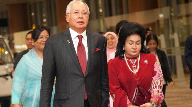 Malezya'da eski Babakan Necip Rezak'n ei Rosmah Mansor tutukland