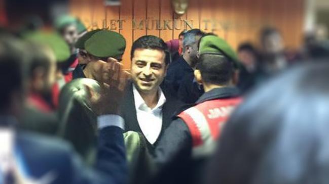 Selahattin Demirta'n tutukluluunun devam istendi