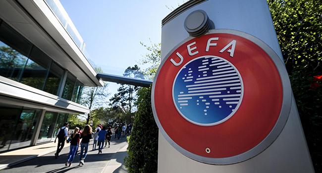 UEFA, Galatasaray' yeniden incelemeye ald