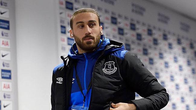 Beikta Cenk Tosun'u Ocak aynda transfer edecek