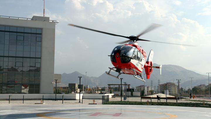 Kayseri ehir Hastanesi'nde hava ambulans hizmeti balad