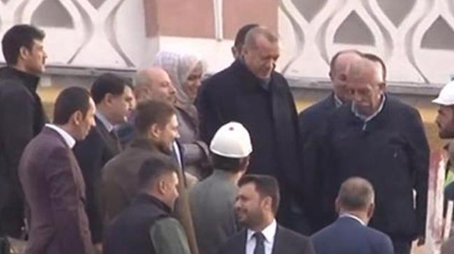 Cumhurbakan Erdoan, amlca Camii'nde incelemelerde bulundu