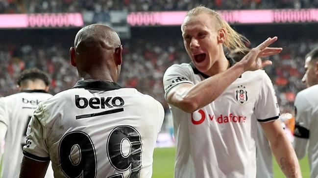 Domagoj Vida'nn menajeri Uur Avadan: Henz bir teklif yok