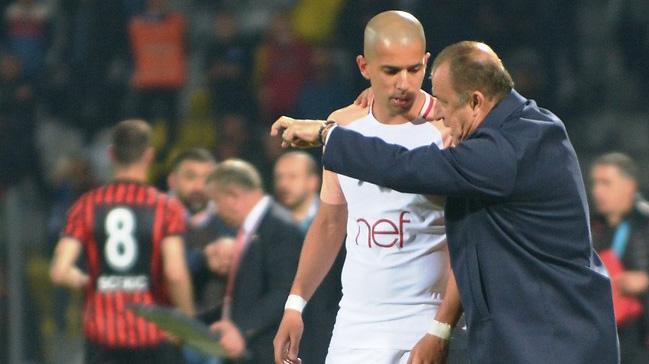 Fatih Terim Bursaspor manda Feghouli'yi 10 numara pozisyonunda oynatacak