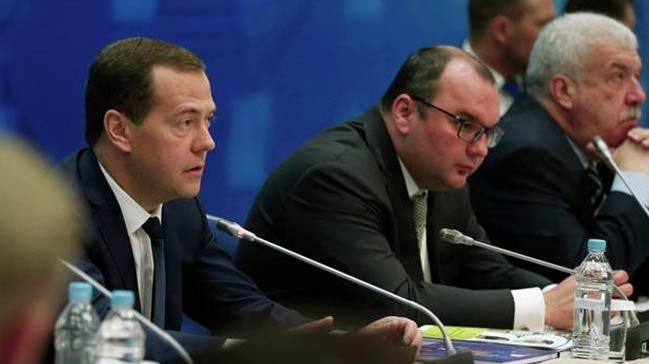 Medvedev: Rus bankalara kar yaptrm getirilmesi, ticaret sava ilan olur