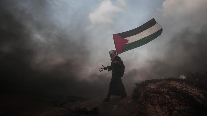 srail askerleri Gazze snrnda 77 Filistinliyi yaralad