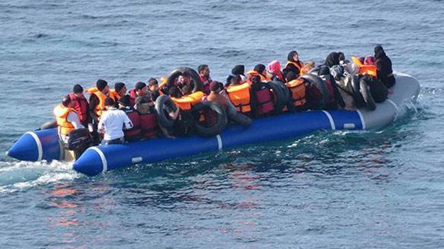Ege Denizi'nde 44 dzensiz gmen yakaland