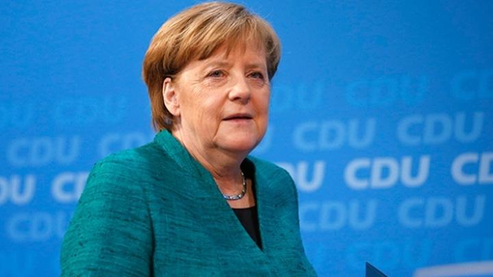 Merkel: Mevcut artlar altnda Suudi Arabistan'a silah ihracat gerekletirilemez