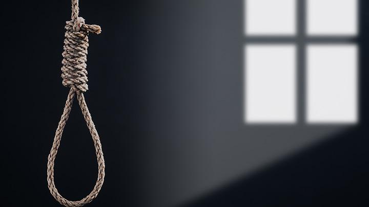 ran'da yolsuzluk davalar iin kurulan zel mahkeme 2 kiinin idam cezasn onaylad